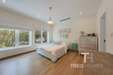 Villa à Jumeirah Village Triangle, Dubai, 6 chambres, 399 m², № 16338 - photo 15