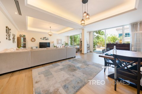 Villa à Jumeirah Village Triangle, Dubai, 6 chambres, 399 m², № 16338 - photo 6