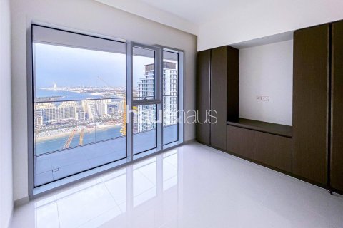 Снять в аренду квартиру в EMAAR Beachfront, Dubai Harbour, Дубай: 3 спальни, 180м², № 44719 - фото 11