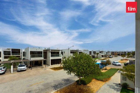 فيلا في دبي 6 غرف نوم , 425.5 م² رقم 50618 - صورة 3