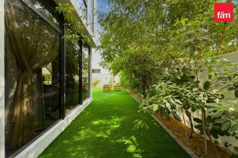 فيلا في دبي 6 غرف نوم , 425.5 م² رقم 50618 - صورة 7