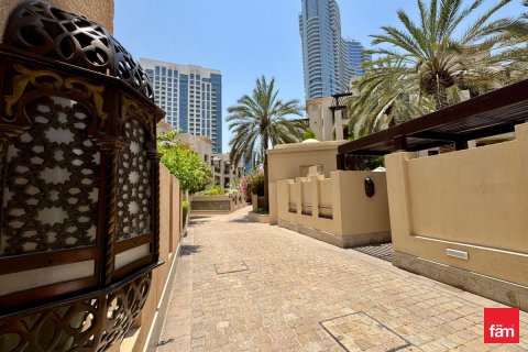Apartamento en Old Town, Dubai, 1 dormitorio, 76.2 m², № 23961 - foto 3