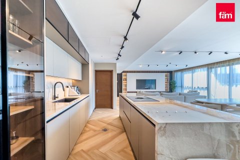 Снять в аренду квартиру в Аль-Васле, Дубай: 3 спальни, 225.8м², № 67403 - фото 8