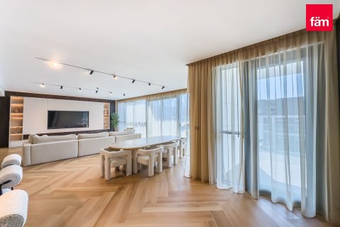 Снять в аренду квартиру в Аль-Васле, Дубай: 3 спальни, 225.8м², № 67403 - фото 7