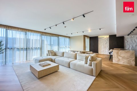 Снять в аренду квартиру в Аль-Васле, Дубай: 3 спальни, 225.8м², № 67403 - фото 3