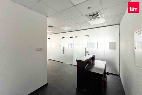 Bureau à Business Bay, Dubai, 109.8 m², № 67402 - photo 2