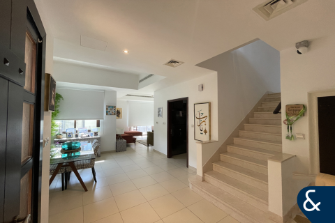 Villa in Mira 2, Reem, Dubai 4 bedrooms, 237 sq.m. № 76303 - photo 1