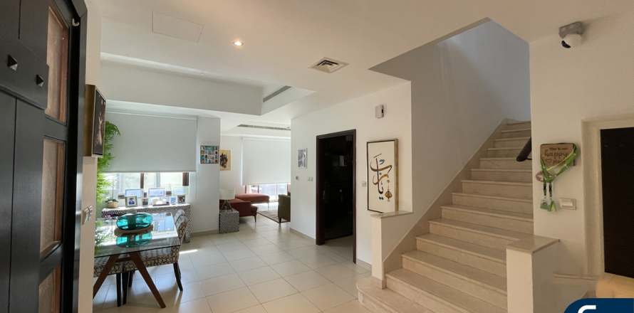 Villa in Mira 2, Reem, Dubai 4 bedrooms, 237 sq.m. № 76303