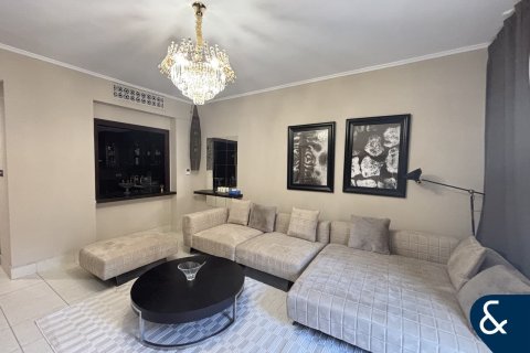 Apartment in Yansoon, Old Town, Dubai 1 bedroom, 96 sq.m. № 76288 - photo 1