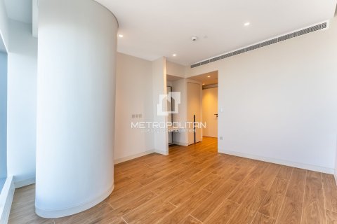 Apartment in Jumeirah Lake Towers, Dubai 2 bedrooms, 124 sq.m. № 72716 - photo 11