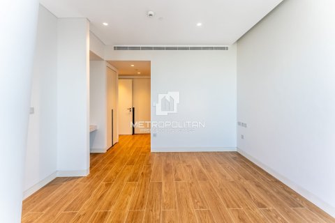 Apartment in Jumeirah Lake Towers, Dubai 2 bedrooms, 124 sq.m. № 72716 - photo 12