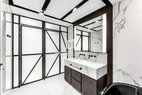 Apartment in Jumeirah Lake Towers, Dubai 2 bedrooms, 124 sq.m. № 72716 - photo 19