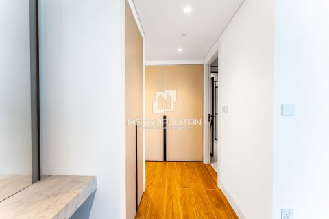 Apartment in Jumeirah Lake Towers, Dubai 2 bedrooms, 124 sq.m. № 72716 - photo 16