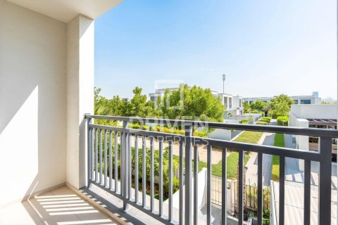 Снять в аренду таунхаус в Maple at Dubai Hills Estate, Дубай Хилс Эстейт, Дубай: 3 спальни, 202.62м², № 129086 - фото 16