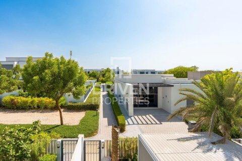 Снять в аренду таунхаус в Maple at Dubai Hills Estate, Дубай Хилс Эстейт, Дубай: 3 спальни, 202.62м², № 129086 - фото 15