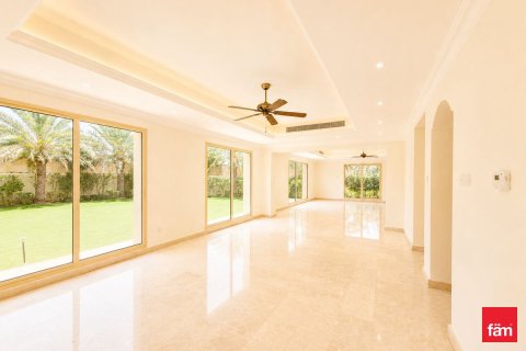 Villa en Al Barsha, Dubai, 4 dormitorios, 1849.9 m², № 110553 - foto 25