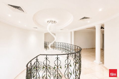 Villa en Al Barsha, Dubai, 4 dormitorios, 1849.9 m², № 110553 - foto 18