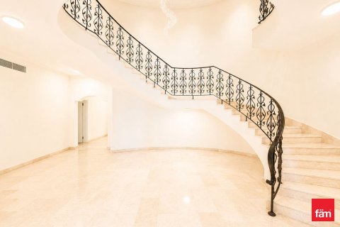 Villa en Al Barsha, Dubai, 4 dormitorios, 1849.9 m², № 110553 - foto 19