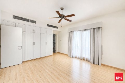Villa en Al Barsha, Dubai, 4 dormitorios, 1849.9 m², № 110553 - foto 8