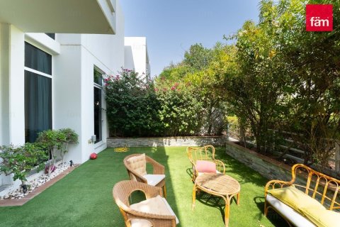 Townhouse in Dubai 3 bedrooms, 187.2 sq.m. № 110551 - photo 11