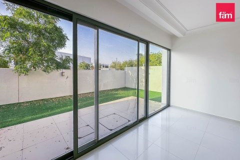 Villa in Dubai 6 bedrooms, 600.6 sq.m. № 110552 - photo 6