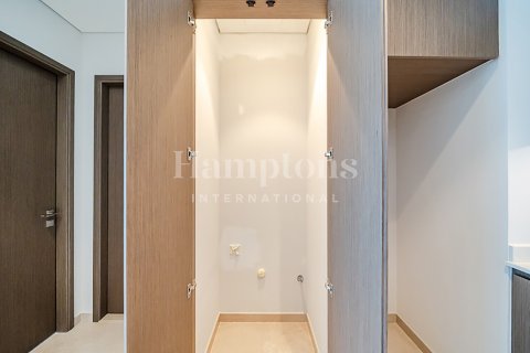 Apartamento en Grandeur Residences, Palm Jumeirah, Dubai, 1 dormitorio, 71.09959493 m², № 14033 - foto 1