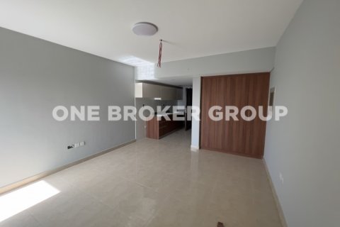 Penthouse in Jumeirah Lake Towers, Dubai 3 bedrooms, 383.7 sq.m. № 689 - photo 2