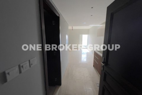 Penthouse in Jumeirah Lake Towers, Dubai 3 bedrooms, 383.7 sq.m. № 689 - photo 4