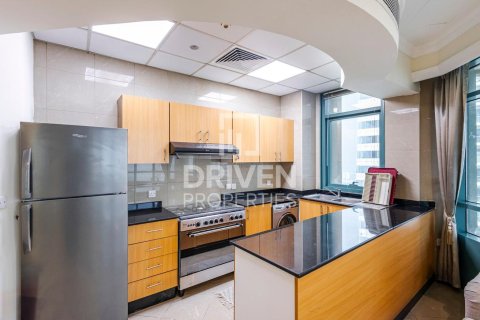Apartment in Dubai Marina, Dubai 2 bedrooms, 135 sq.m. № 19701 - photo 14