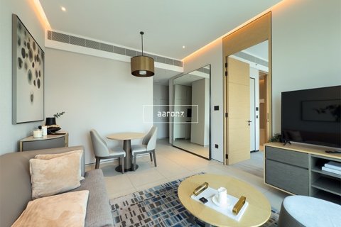 Apartment in Jumeirah Beach Residence, Dubai 1 bedroom, 57.9 sq.m. № 56150 - photo 1