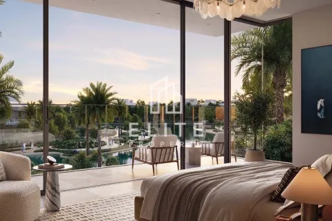 Villa en Dubai, 5 dormitorios, 963 m², № 142324 - foto 4