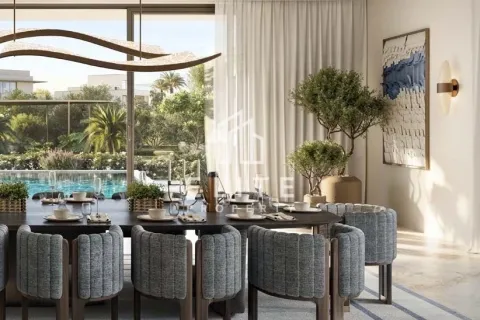 Villa en Dubai, 5 dormitorios, 963 m², № 142324 - foto 10