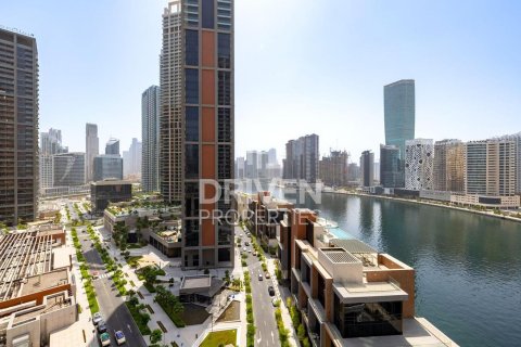 Apartment in Business Bay, Dubai 2 bedrooms, 196.3 sq.m. № 129271 - photo 5