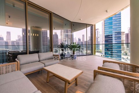 Apartment in Business Bay, Dubai 2 bedrooms, 196.3 sq.m. № 129271 - photo 4
