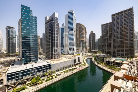 Apartment in Business Bay, Dubai 2 bedrooms, 196.3 sq.m. № 129271 - photo 6