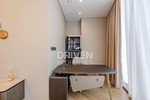 Apartment in Business Bay, Dubai 2 bedrooms, 196.3 sq.m. № 129271 - photo 21