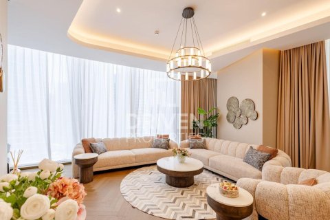 Apartment in Business Bay, Dubai 2 bedrooms, 196.3 sq.m. № 129271 - photo 16
