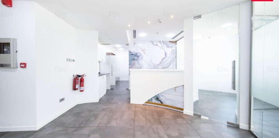 Office in Business Bay, Dubai 89.5 sq.m. № 52223