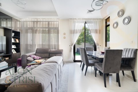 Купить таунхаус в Mira Oasis, Рим, Дубай: 3 спальни, 260м², № 60863 - фото 3