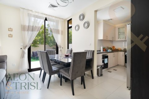 Купить таунхаус в Mira Oasis, Рим, Дубай: 3 спальни, 260м², № 60863 - фото 2