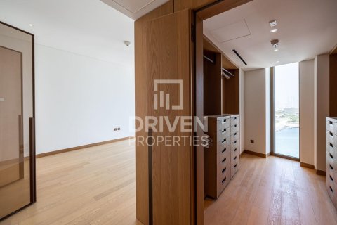 Apartment in Jumeirah Bay Island, Jumeirah, Dubai 3 bedrooms, 243 sq.m. № 20389 - photo 16