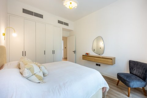 Townhouse in Jumeirah Islands, Dubai 5 bedrooms, 312 sq.m. № 100369 - photo 12
