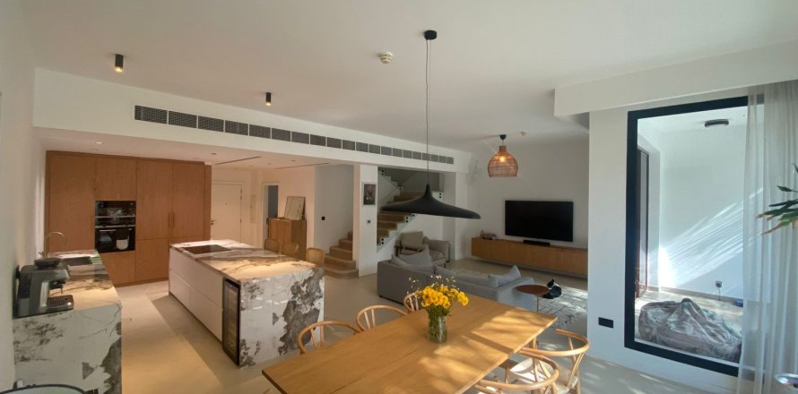 Maison de ville à Jumeirah Islands, Dubai, 5 chambres, 312 m², № 100369