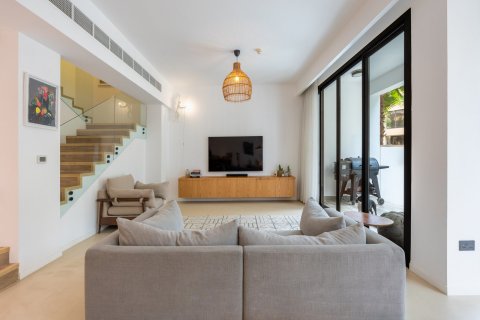 Townhouse in Jumeirah Islands, Dubai 5 bedrooms, 312 sq.m. № 100369 - photo 27