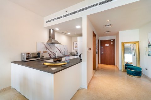 Apartamento en Dubai Marina, Dubai, 4 dormitorios, 236 m², № 100378 - foto 7