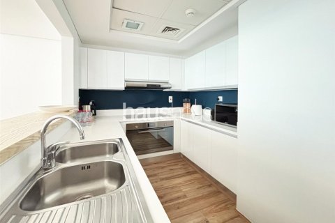 Apartment in Jumeirah Beach Residence, Dubai 2 bedrooms, 152 sq.m. № 44599 - photo 16