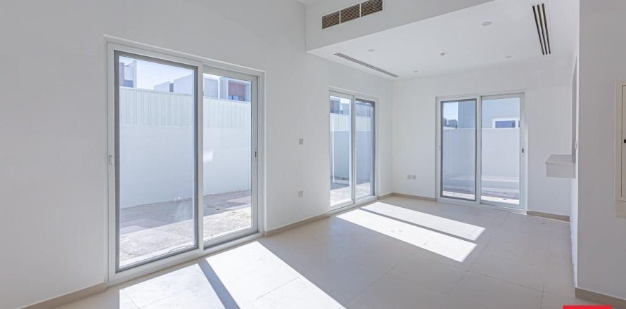 Villa à Dubai, 4 chambres, 234.6 m², № 114801