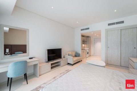 Apartment in Palm Jumeirah, Dubai 37.2 sq.m. № 114797 - photo 4