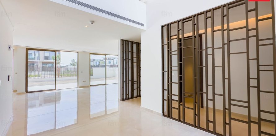 Villa en Dubai Hills Estate, Dubai, 5 dormitorios, 660 m², № 40258