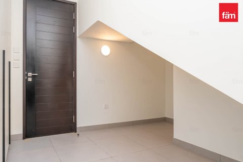 Villa in Al Furjan, Dubai 4 bedrooms, 469.2 sq.m. № 40262 - photo 24